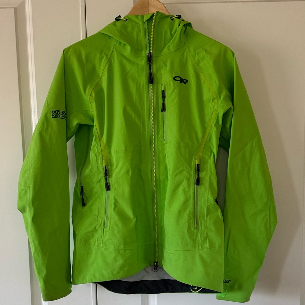 Women’s Outdoor Research Revelation GTX Green Hooded Jacket, M